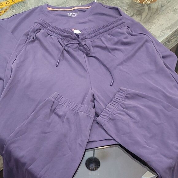 femofit Comfy Flowy Pajama Set Medium - Picture 4 of 5